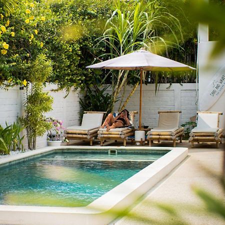 The White Bay Lombok Apartamento Kuta  Exterior foto