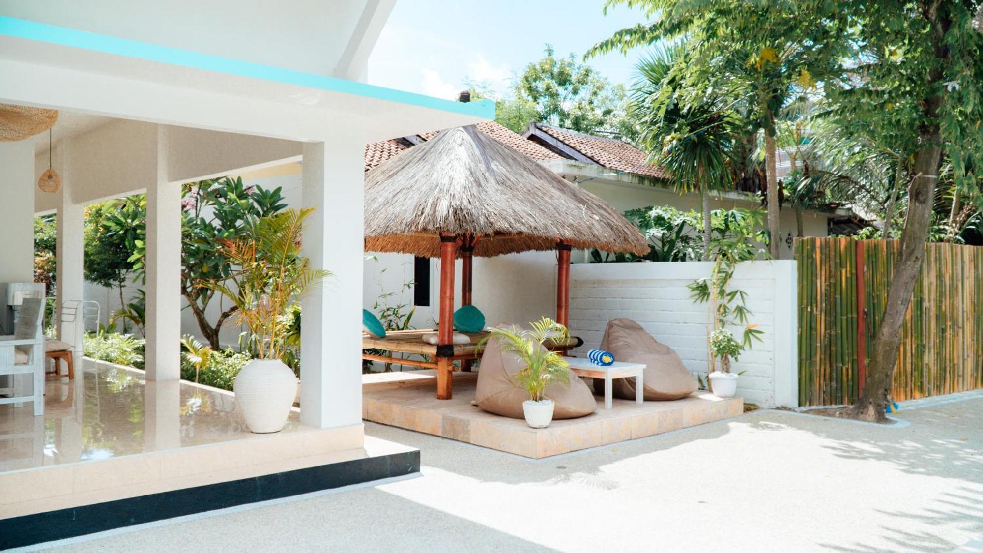 The White Bay Lombok Apartamento Kuta  Exterior foto